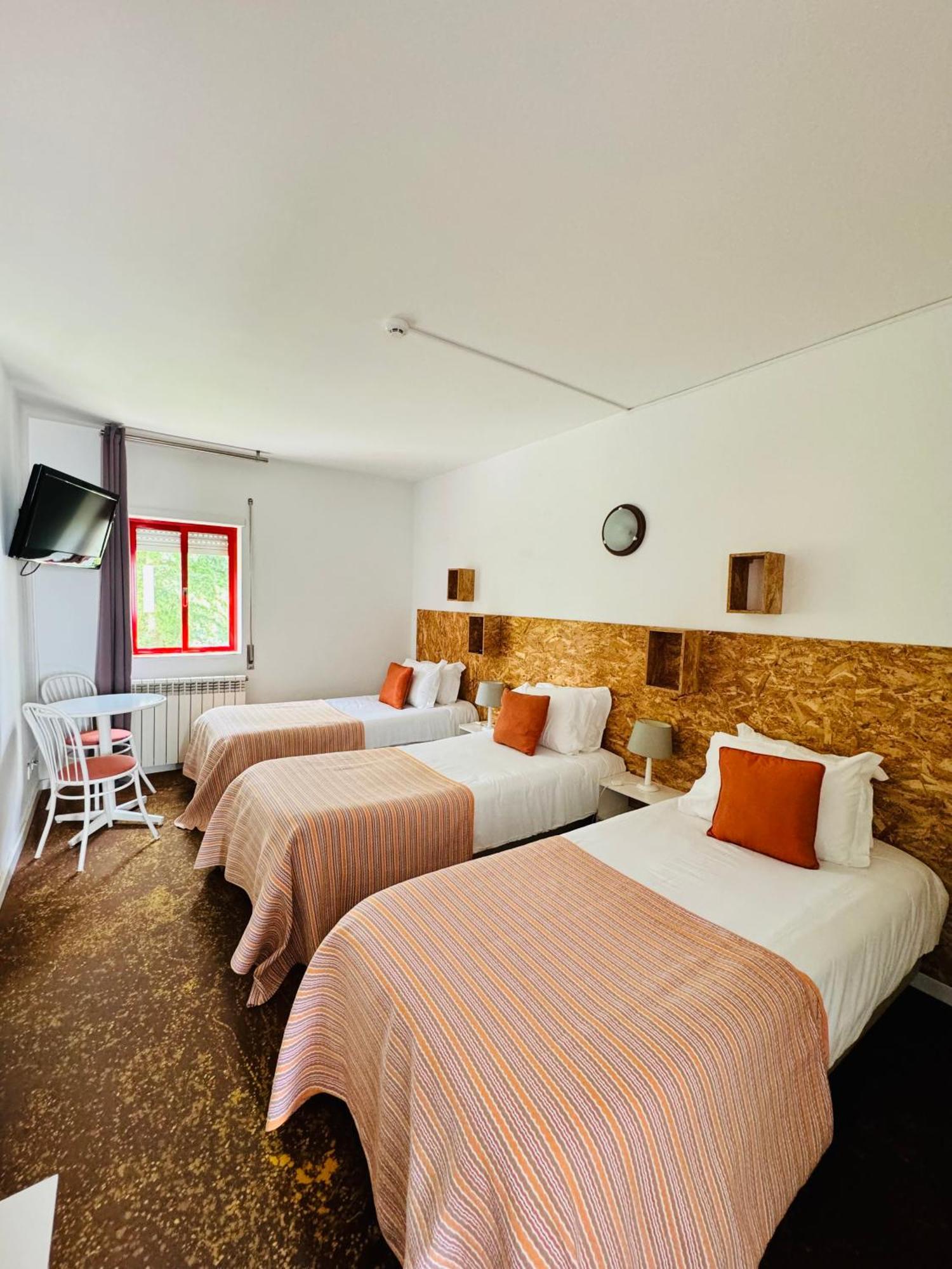 Nature & Beach Guest Rooms, Aldeamento Turistico Do Camarido Cristelo  Стая снимка